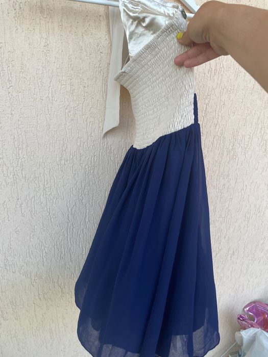 Официална рокля…