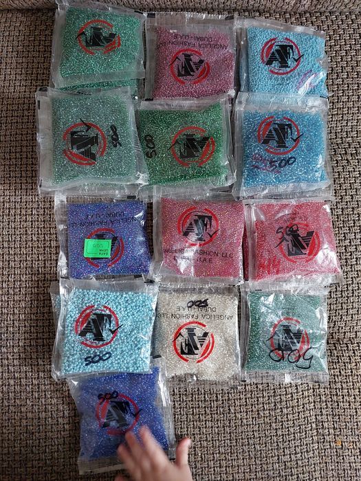 Продам дешево бисер