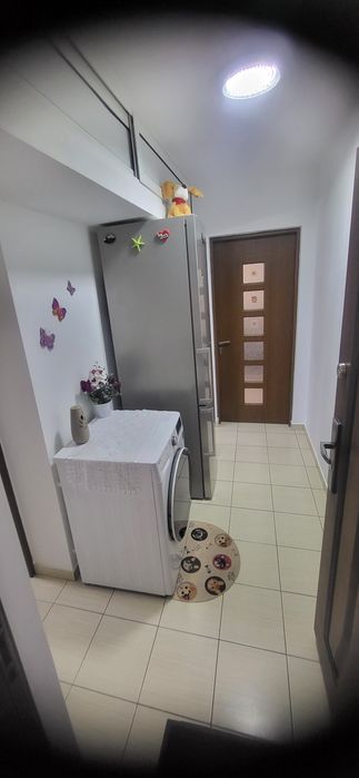 Proprietar,închiriez apartament 2 camere semidecomandat,parter,centrala,mobilat si utilat modern,cu loc de parcare-Gavana,Pitești