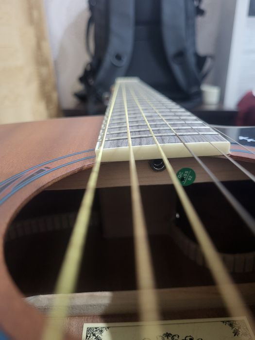 Гитара adasio почти новая