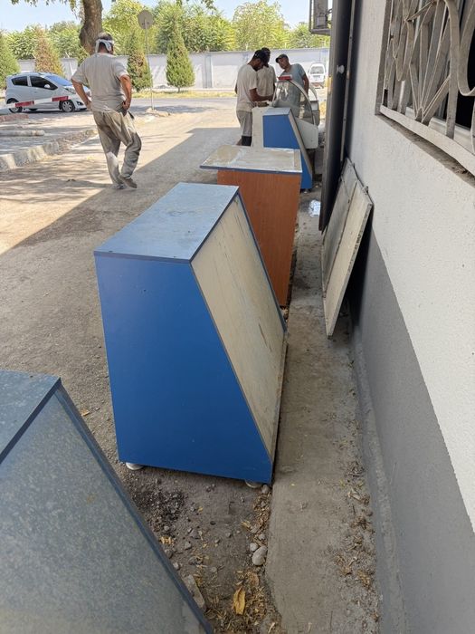 Продается дсп витрины