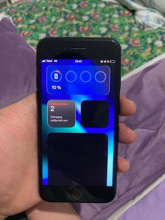 Айфон се 2022 (3)