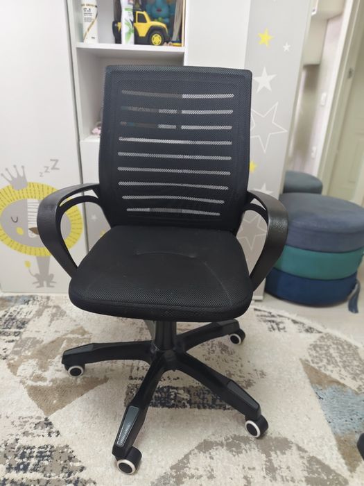 Компьютерное кресло.