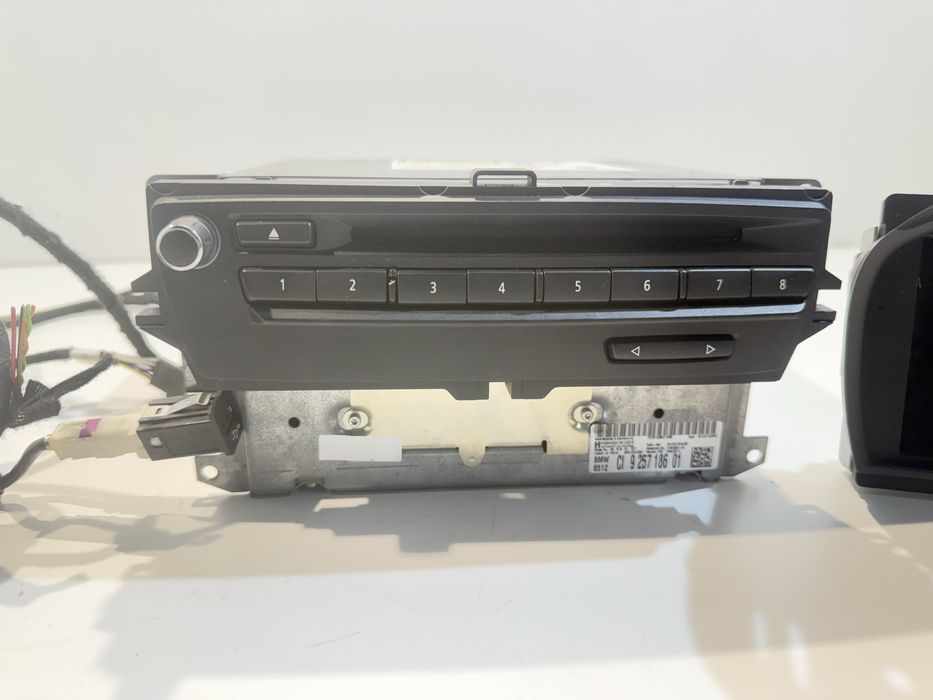 Продаваме CIC навигация за БМВ E90 E91 E92 E93/ BMW