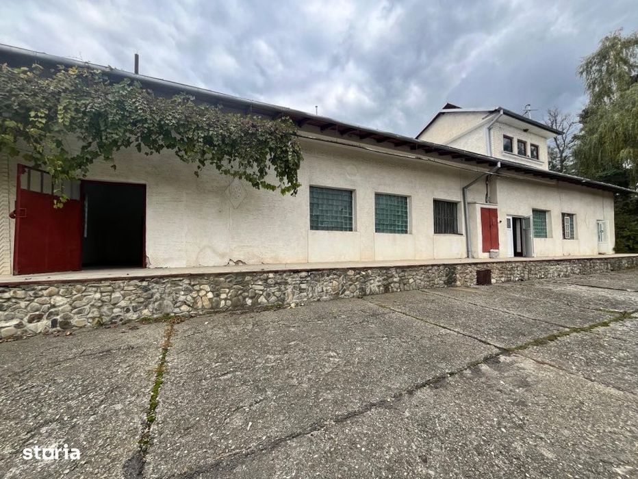 Spatiu comercial multifunctional, 1592 mp, Cacica (Pirtestii de Sus)