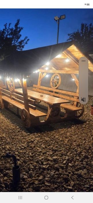 Foisor  rustic din lemn masiv bușteni