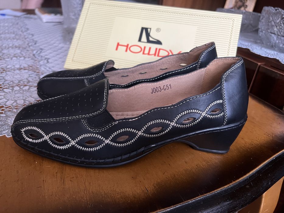 Женские туфли