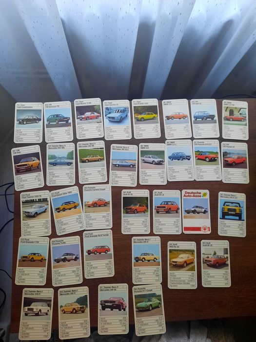 Colectie masini 35 de cartonase cu date tehnice pt colectionari