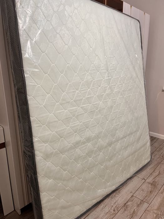 Продам матрас новый
