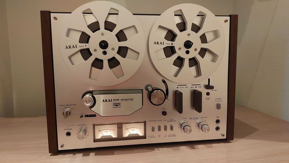 Катушечный  Akai Revox Sony