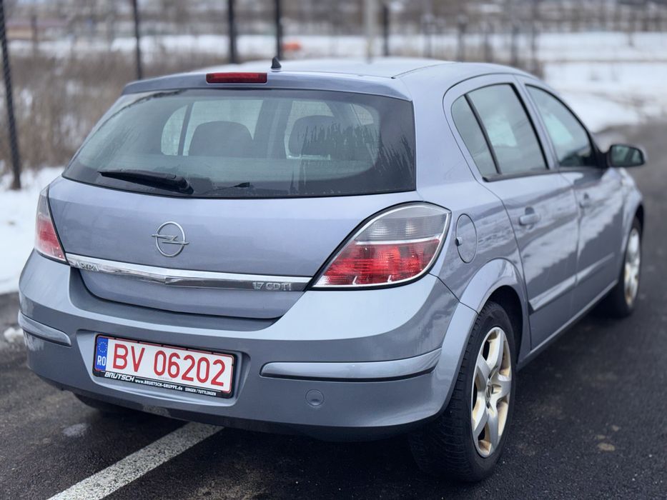 Opel Astra H - 1.7 CDTI