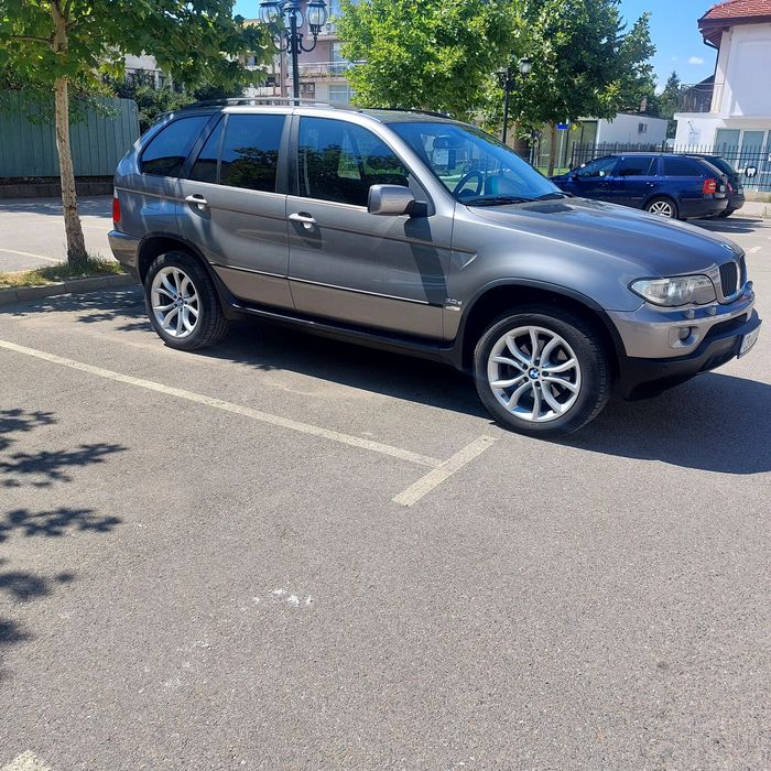 BMW   Х5 феислиф