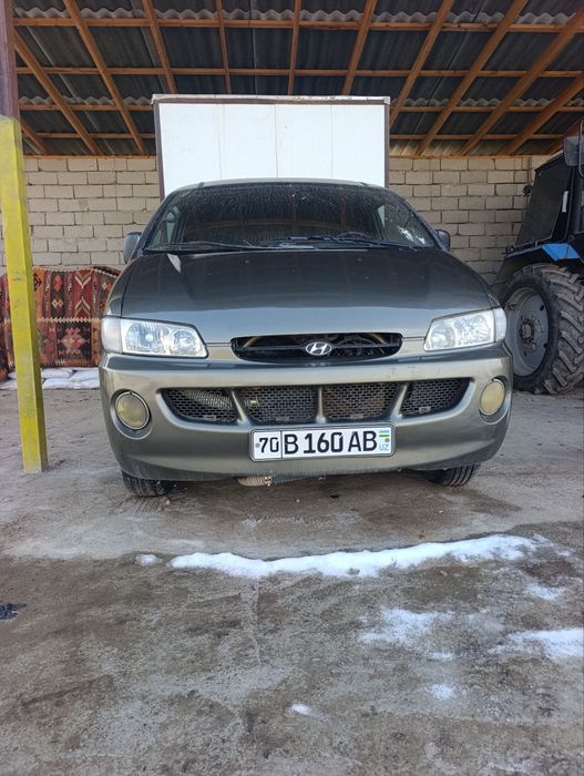 Gruzavoy moshina sotiladi