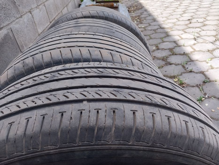 4 шины Hankook 225 60 R17. На сезон.