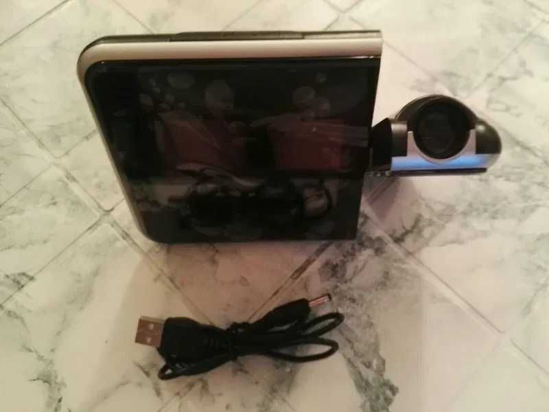 Цифров настолен часовник, с проектор, будилник, време, дата