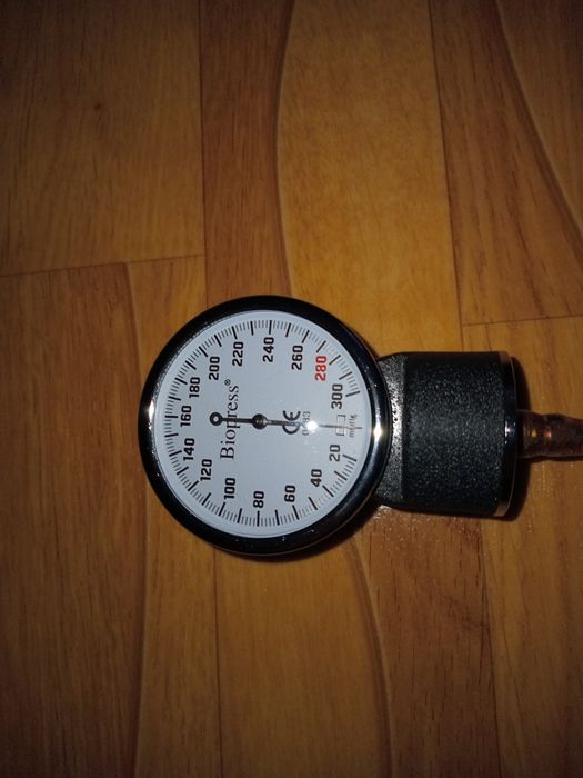 Тонометр запчасти