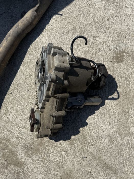 Раздатка BMW X3 E83