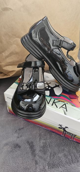 Туфельки для девочки