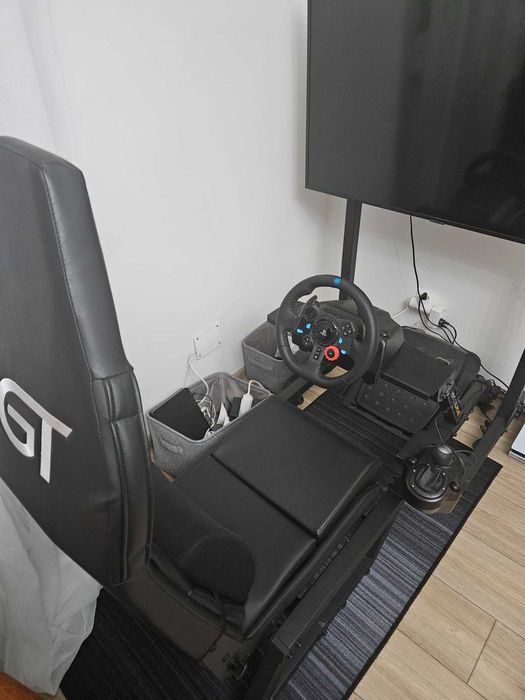 Cockpit gaming + stand monitor + volan, pedale, schimbator