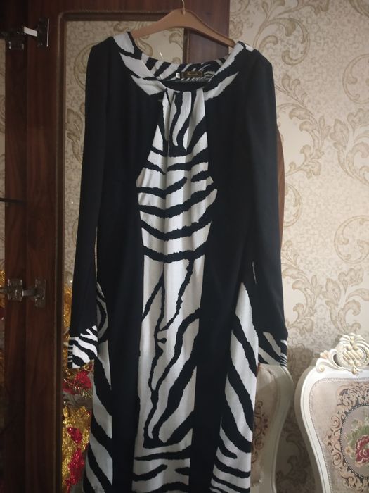 Zebrali yopishib turadi