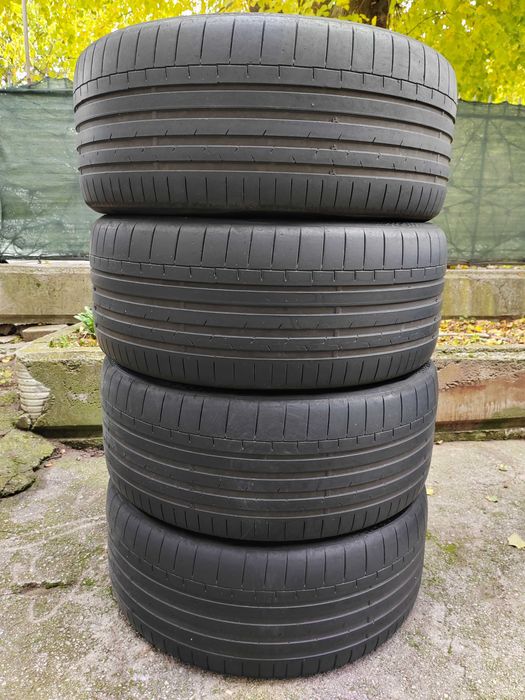 285/40/22 4бр.Continental Летни гуми