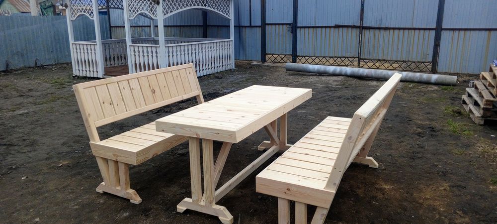 Продам стол в беседку!