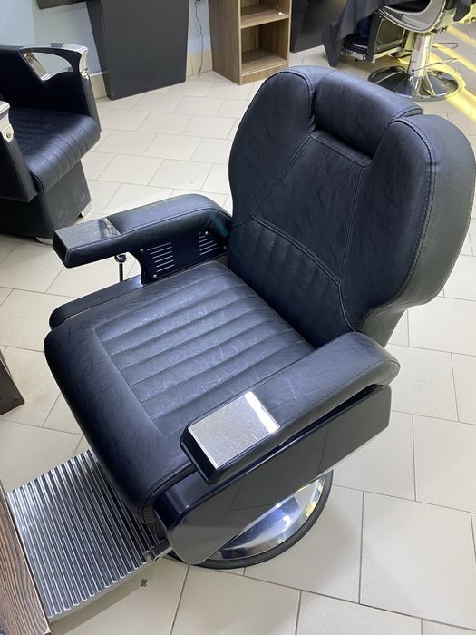 Кресло барбера  продам