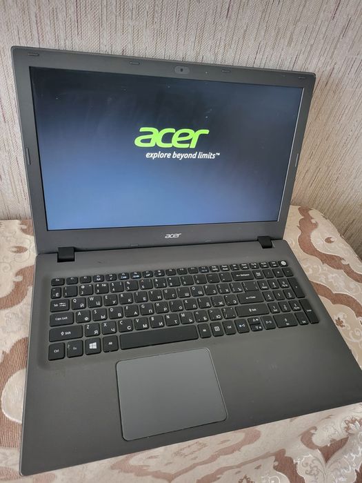 Продам ноутбук acer core i3