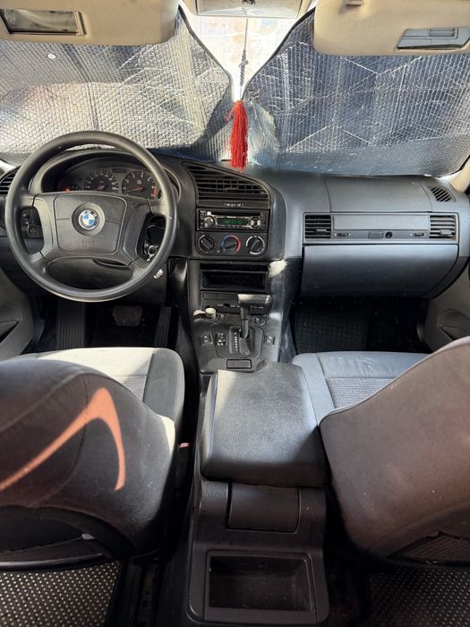 Vand & schimb BMW E36 1.8 i Automat proprietar in acte se ofera fiscal / 0762707097/