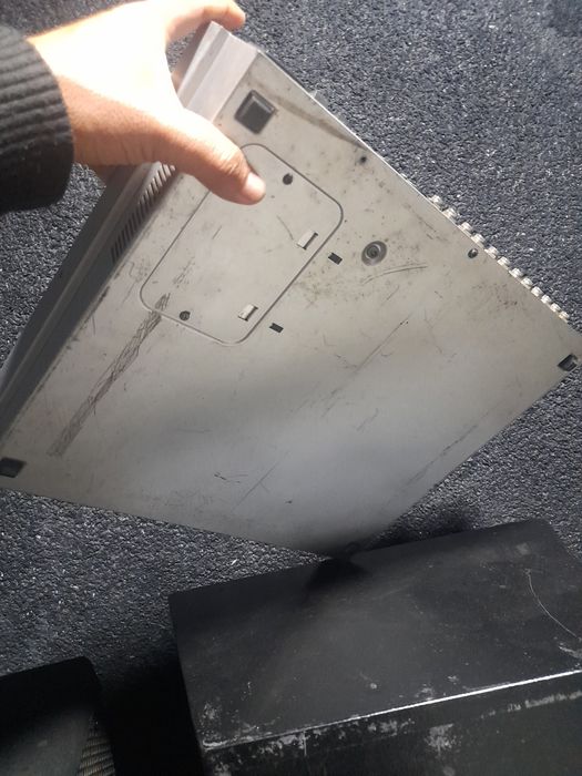 behringer 1832  2 knopka arginal miksher pult sotiladi