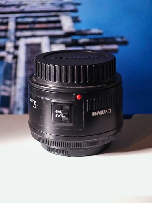 Canon EF 50mm f/1.8 II, 52 mm