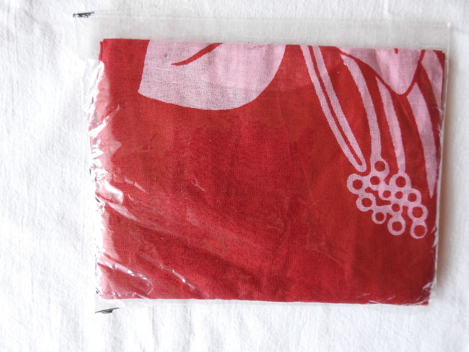 Yves Rocher парео, препаска, саронг, шал 104х107 см, 100% памук, нов