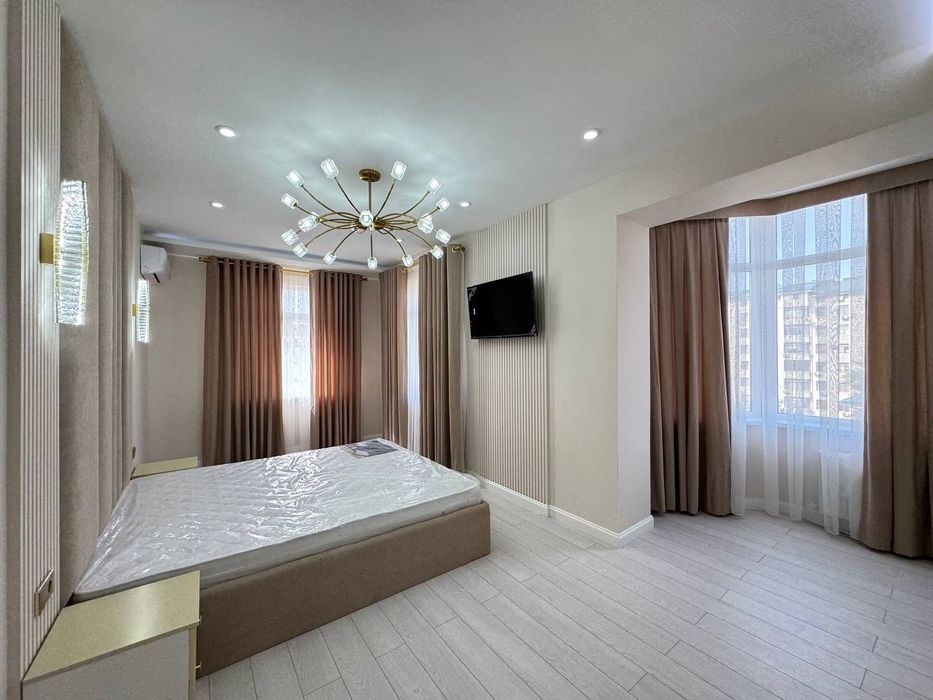 Продаётся шикарная 3х комнатная квартира по адресу Рудакий