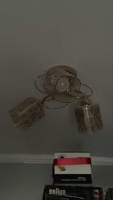 Продам люстры б/у