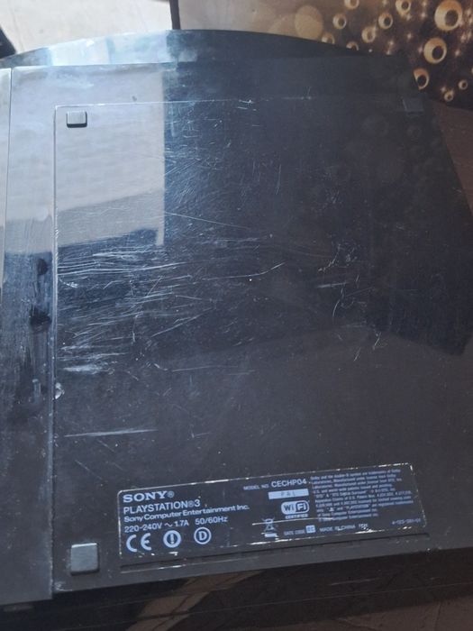 Продавам PlayStation 3 CECHP04 FAT