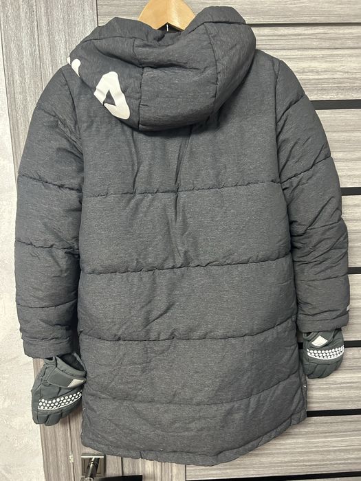 Продам зимнюю куртку