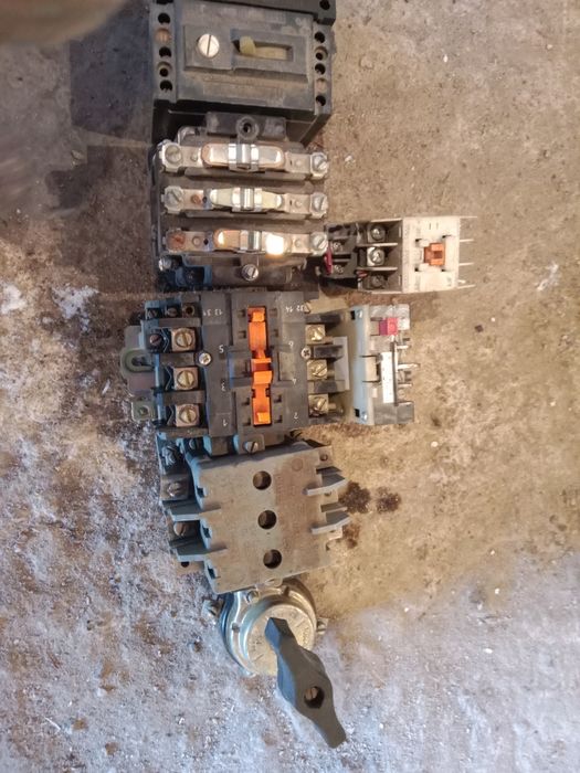 Электроизмерительные приборы