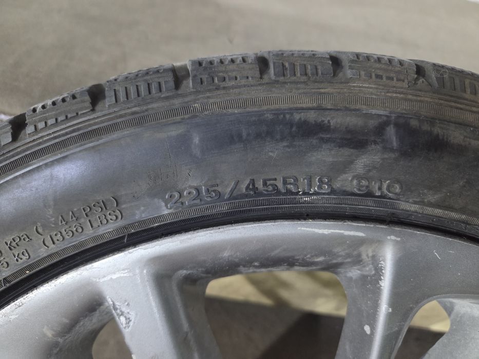 Диск R8 с шиной dunlop