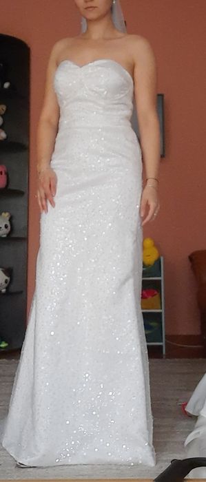 Rochie mireasa cu trena