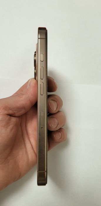 Iphone 16 PRO Desert Titanium