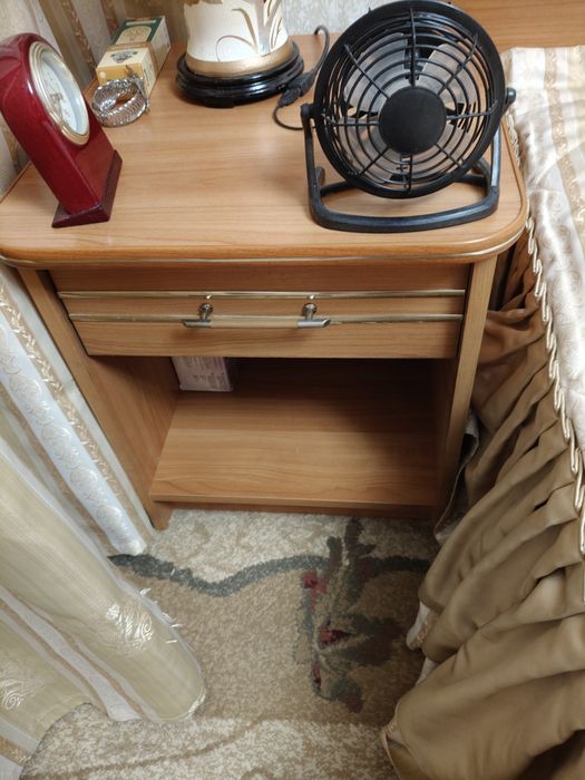 Продам спальный гарнитур