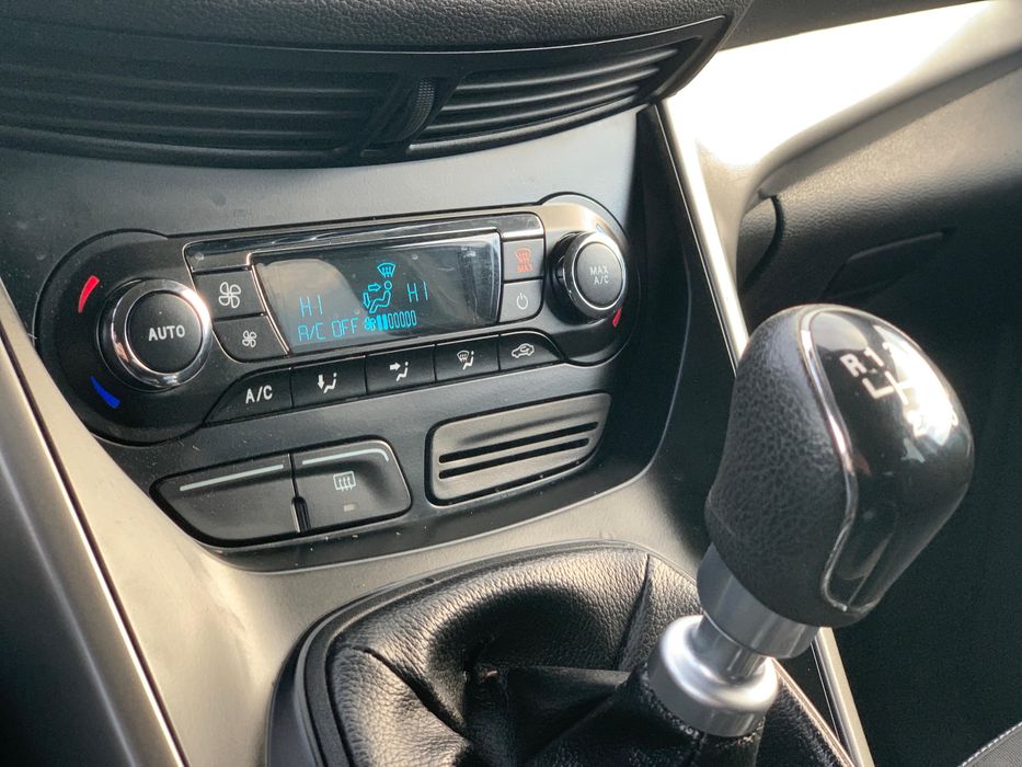 Ford Kuga 2.0TDCI / 4X4 / 140CP / 185.000KM / CLIMA / GARANTIE MOTOR