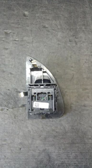 Buton geam electric dreapta spate alfa romeo giulia 952 01561075620