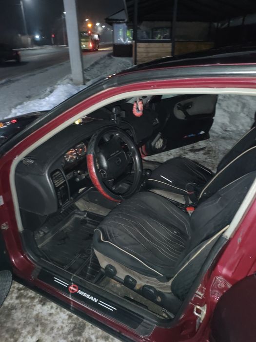 Продам машину Nissan Primera