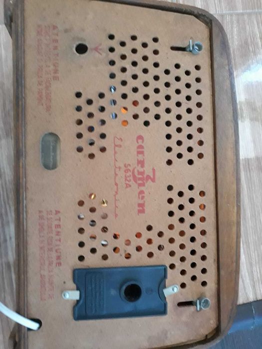 Radio cu tuburi Carmen S 632 A varianta rara