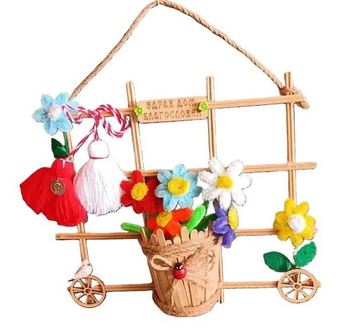 Мартеници за декорация–ръчна изработка