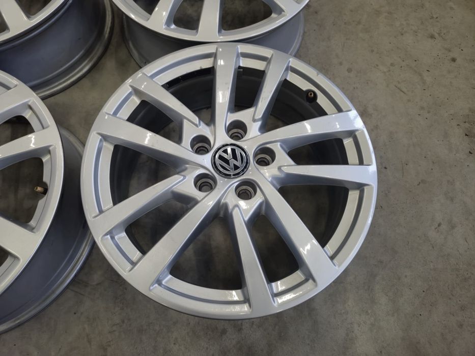Jante Vw Golf 5 6 7 8 Touran Caddy R17 originale  // 5x112