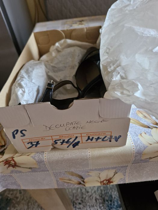 Decupate piele naturala