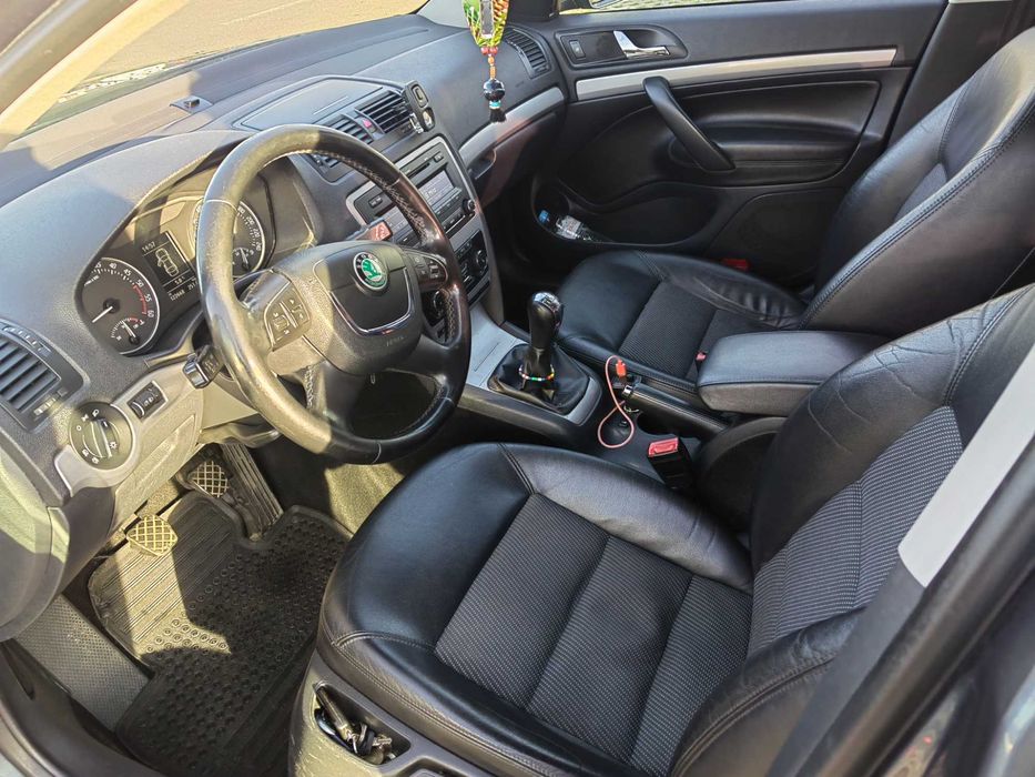 Vând Skoda Octavia 2 facelift!