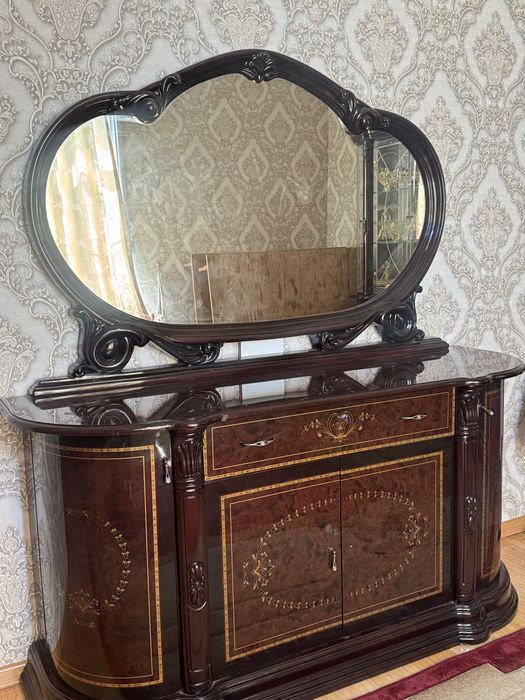 Продам горку (для гостинной)